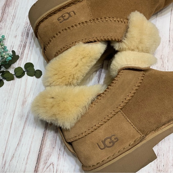 UGG McKay Ankle BOOT - Picture 11 of 17